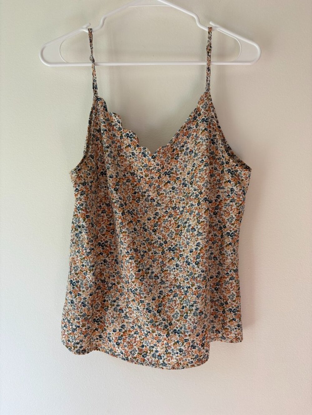 Ditsy Floral Scalloped Cami Top-M